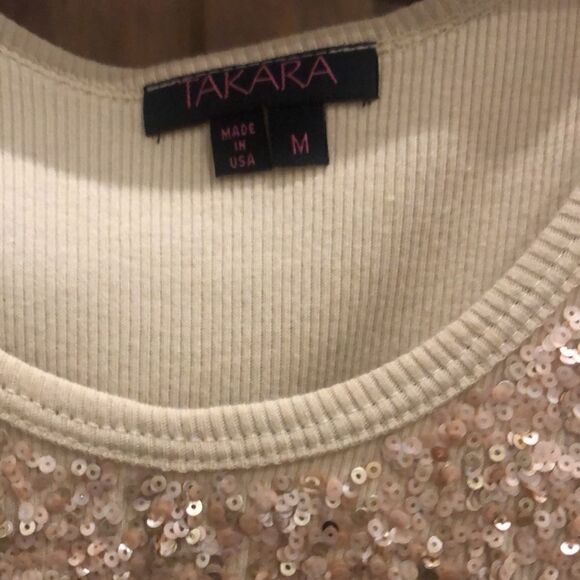 NWOT Sequin tank top never been worn - Picture 2 of 2